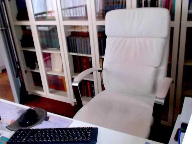 Offline xxangelcatxx on BongaCams