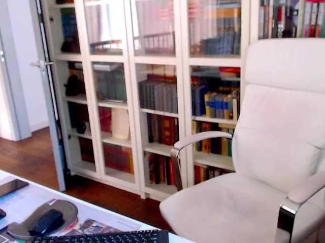 Offline xxangelcatxx on BongaCams