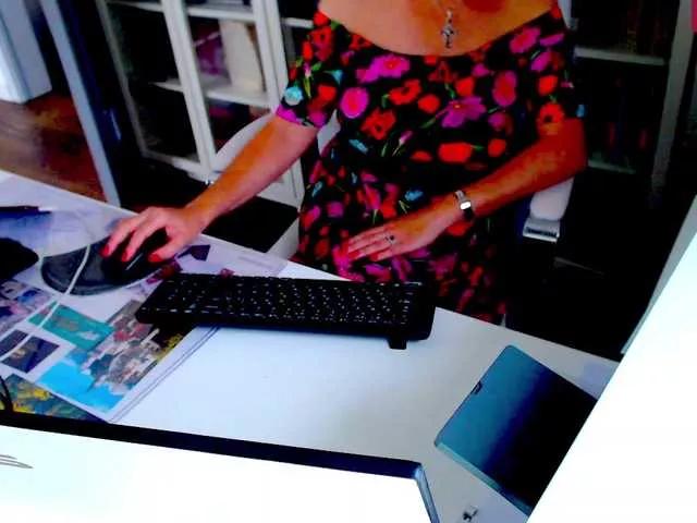 Offline xxangelcatxx on BongaCams