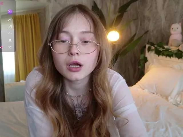 Offline YoPixie on BongaCams