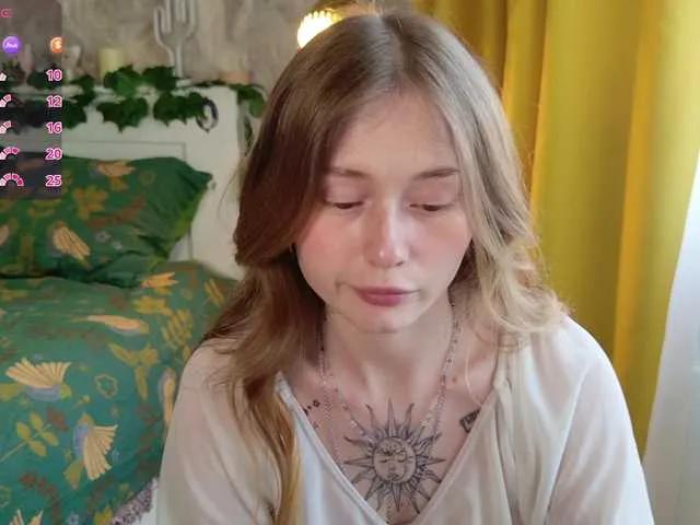Offline YoPixie on BongaCams