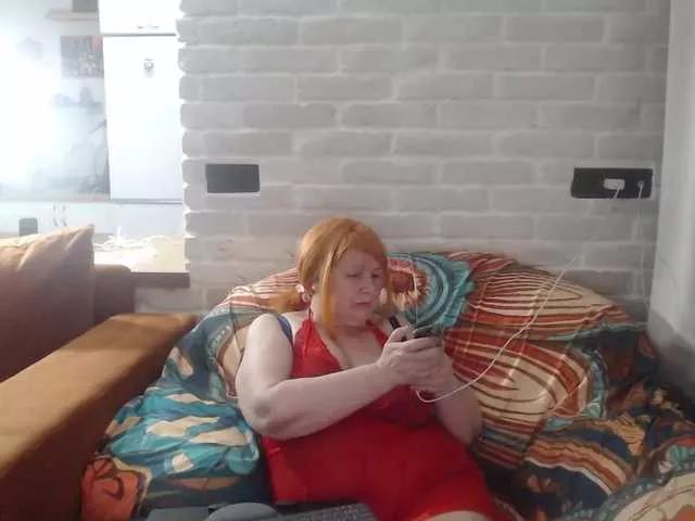 Offline YourHotLady on BongaCams