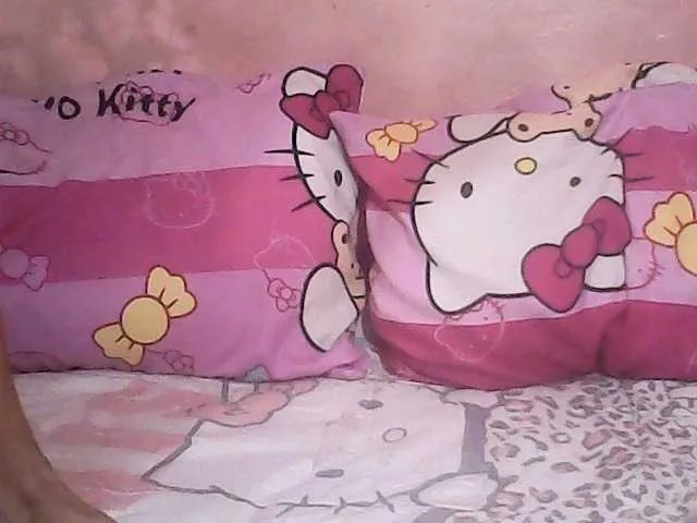 Yummyasian22 on BongaCams 