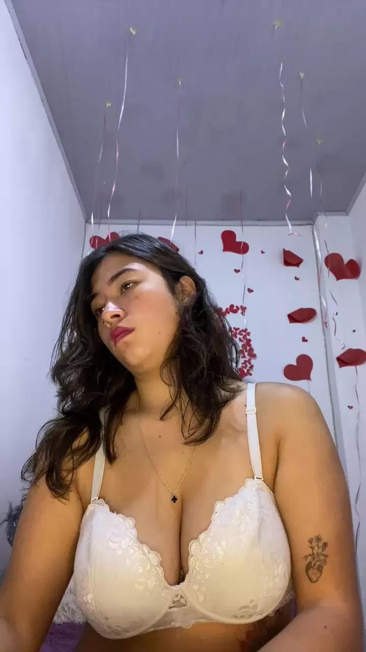 algodondeazucar on Cam4