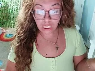 kinky-kris on CamSoda 