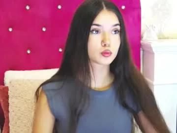 Freechat alexisdevine on Chaturbate