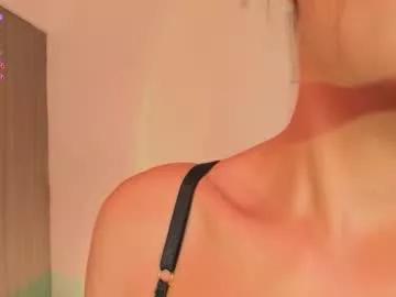 barbie_brunette3 on Chaturbate