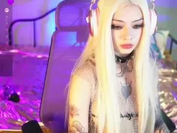 bayonetta_doll on Chaturbate