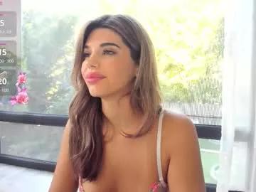 Freechat bella_posh on Chaturbate