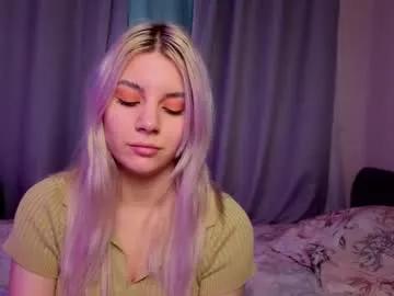 blushkitty — GOAL: Tease you with my tits^^ today is the day when you can bring me to a cosmic orgasm, don't miss it, join the madness soon =) #18 #new #skinny #blonde #shy [0 tokens remaining]