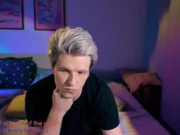 Freechat brestonsweet on Chaturbate