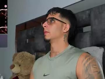 Freechat camilo_ospina_ on Chaturbate