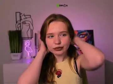 candy_flossie1 — GOAL: pm [5 tokens remaining] Welcome to my room! #cute #shy #nonude #18 #new
