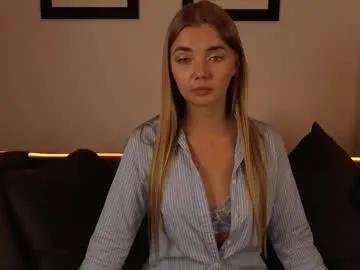 Chaturbate carriebradshawww is Freechat carriebradshawww — #bigpussylips    #smoke #hairypussy   #cute #anal