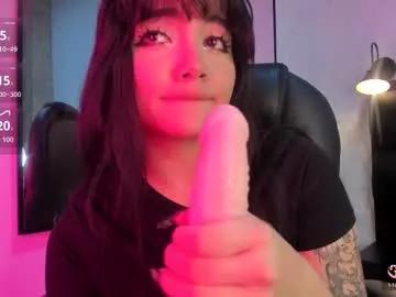 darky_doll on Chaturbate