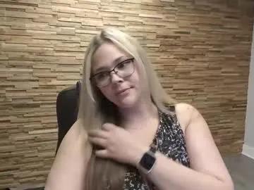 Chaturbate davinadeep is Freechat davinadeep — Davinadeep's room #goddess #glasses #bignaturalboobs #blonde #office