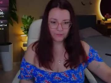 edalyn_af — GOAL: HandBra tease [79 tokens remaining]       ? #bigboobs #french #british #dutch #glasses