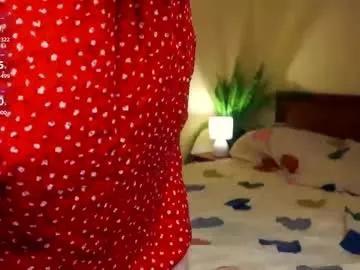 Freechat emmalaflame on Chaturbate