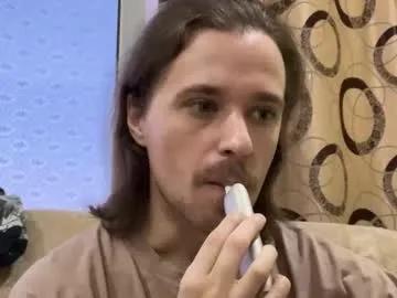 eric_blond on Chaturbate