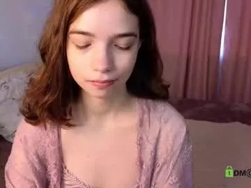evi_brook on Chaturbate