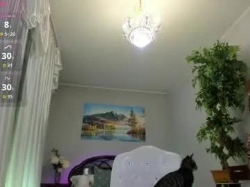 Freechat flower_nicole on Chaturbate
