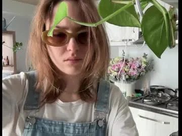 holydori on Chaturbate