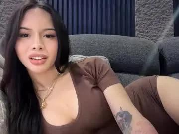 hugecockeightine on Chaturbate