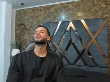 jacob_benelli on Chaturbate