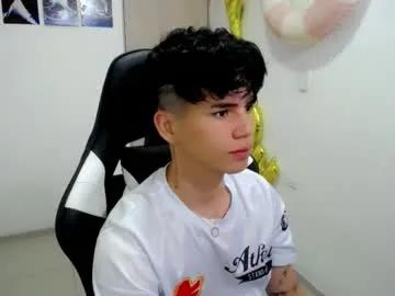 kiss_whitee on Chaturbate 