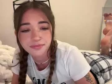 lolariv on Chaturbate 