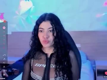 Freechat lucy_greys_ on Chaturbate