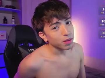 nicoisonline on Chaturbate