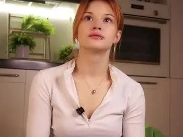 Freechat pebee on Chaturbate