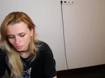 Freechat peppymia on Chaturbate
