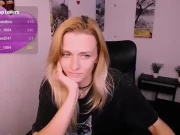 Freechat peppymia on Chaturbate