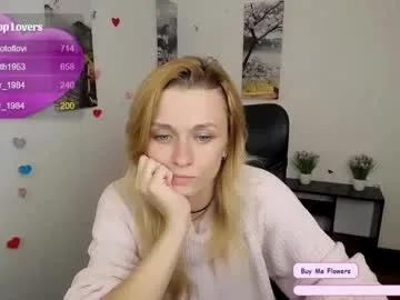 Freechat peppymia on Chaturbate