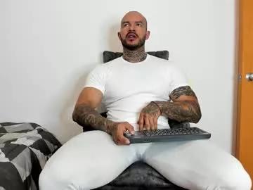 Freechat ryanjhonston on Chaturbate