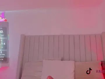 sarah_bonneth on Chaturbate 