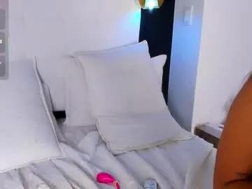 sofia_balze — GOAL: Hand bra off [0 tokens remaining] November without you? no, no, come and we'll run together #ebony #bigboobs #ahegao #squirt #roleplay