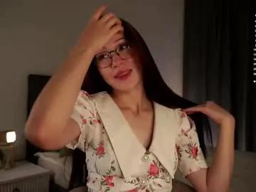 Freechat solaundree on Chaturbate