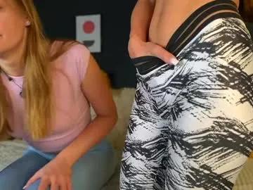 Freechat sophydiva on Chaturbate