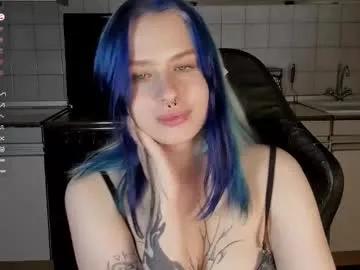 tender__kitty on Chaturbate