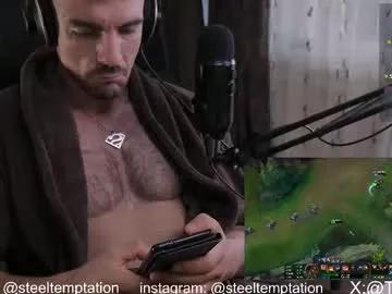 Freechat tickle_my_pickle07 on Chaturbate