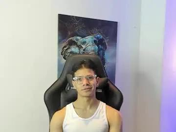 Freechat tony_petrov on Chaturbate