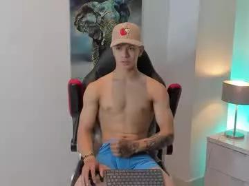 Freechat tony_petrov on Chaturbate