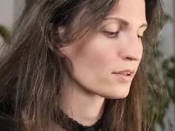 yulladao on Chaturbate 