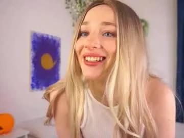 yuyukiss — Goal: suck my fingers close to cam  Hello everyone, it's my first day, I don't know what to write here, I just pressed the start button haha #young #18 #new #natural #teen [0 tokens remaining]