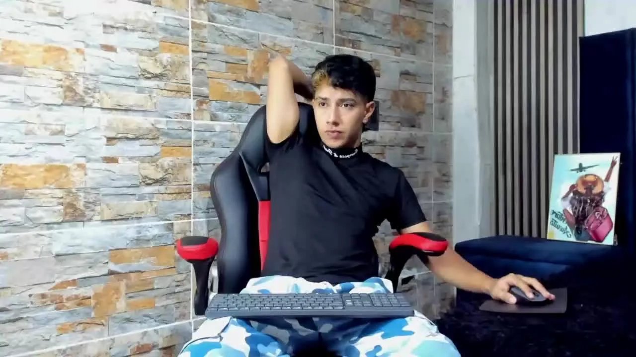 Streamray maxwilliams is Freechat maxwilliams — Freechat on Streamray