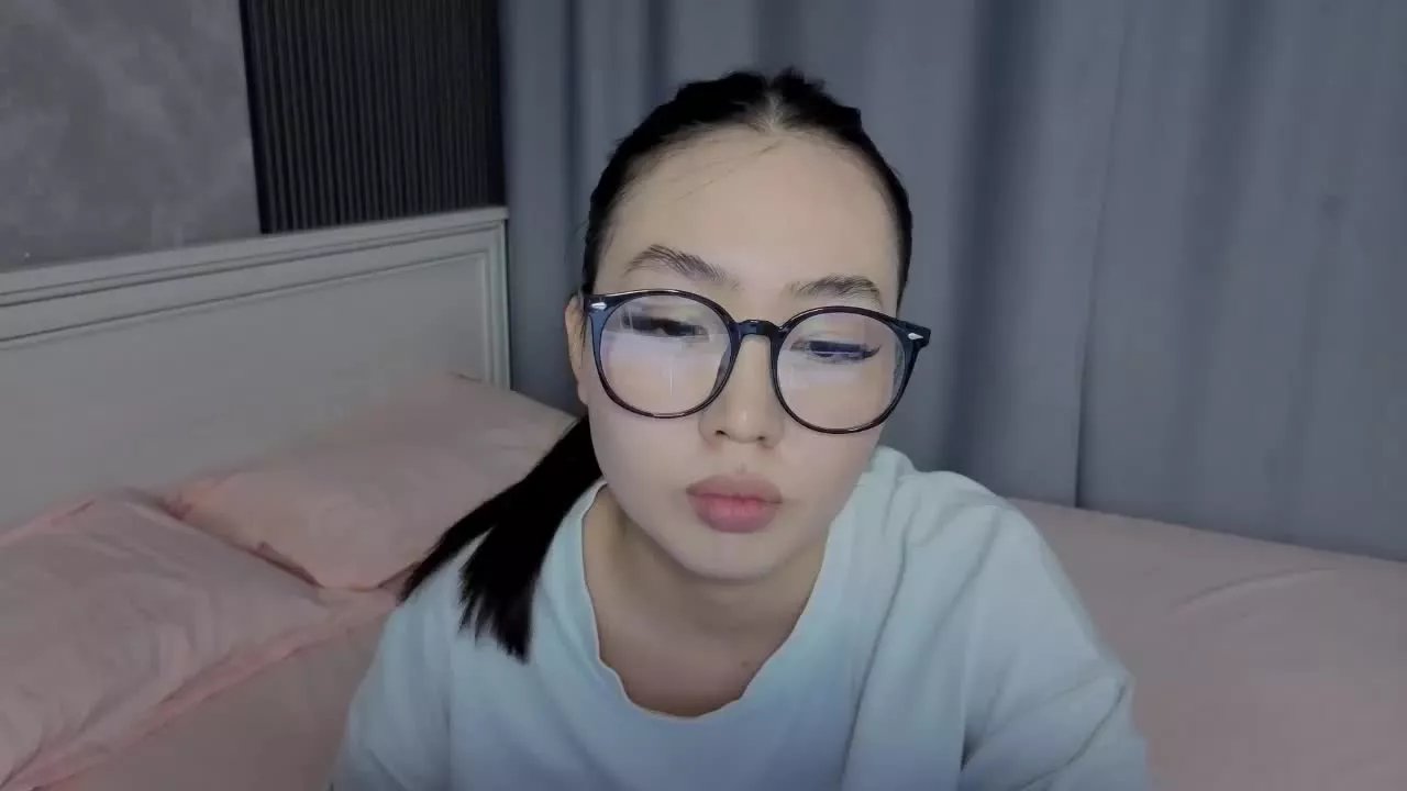 spooky_tyan on Streamray 