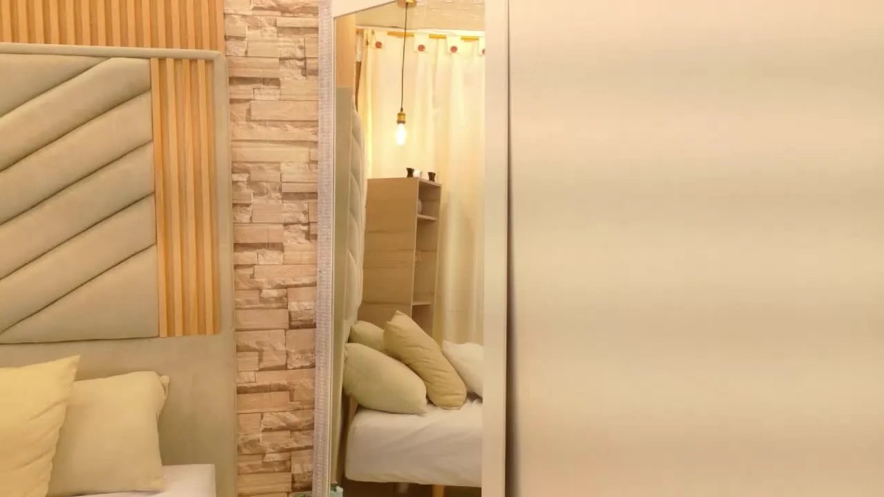 Streamray ThaliaGlow is Freechat ThaliaGlow — Freechat on Streamray